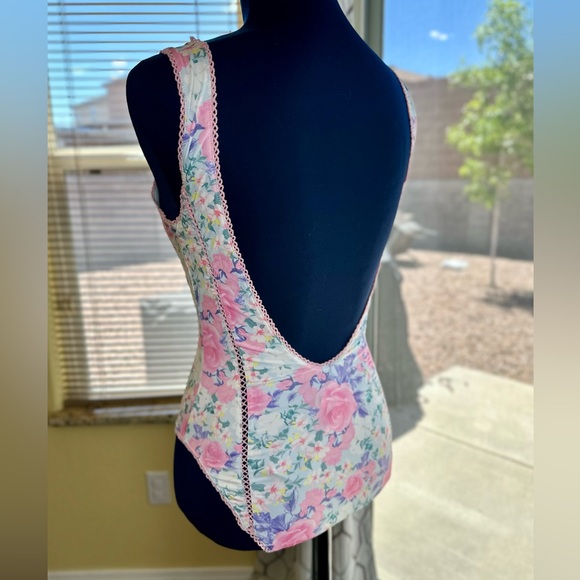 NEW! LoveShackFancy Primrose Pink Berry Mikkel Floral One-Piece Swimsuit - Picture 11 of 16